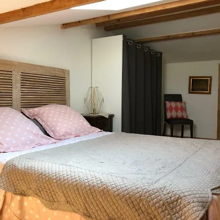 Pinzali Avec Mezzanine Apartament